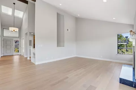 Living - 118 Merion Ter, Moraga, CA 94556 photo 7 of 10