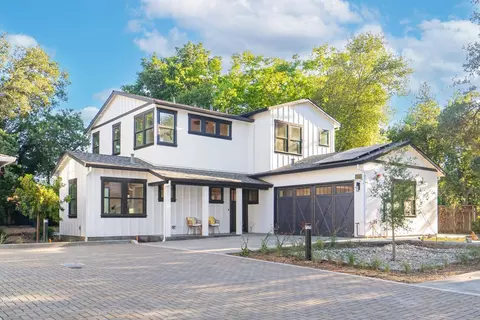 Exterior - 767 Cuesta Dr, Mountain View, CA 94040 photo 2 of 4