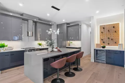 Kitchen - 767 Cuesta Dr, Mountain View, CA 94040 photo 2 of 3