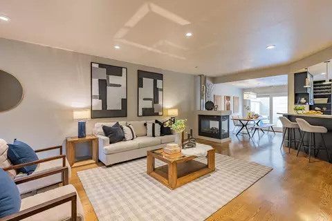 978 La Mesa Ter E, Sunnyvale, CA 94086