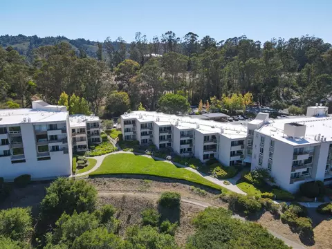 View/Area - 320 Vallejo Dr 40, Millbrae, CA 94030 photo 3 of 4