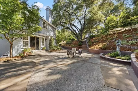 Exterior - 1925 Mantelli Dr, Gilroy, CA 95020 photo 3 of 6