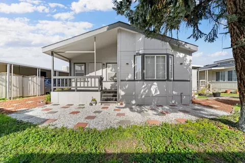 5450 Monterey Rd 15, San Jose, CA 95111
