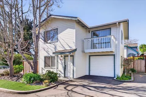 2747 Orchard St, Soquel, CA 95073