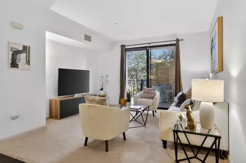 10745 N De Anza Blvd 215, Cupertino, CA 95014