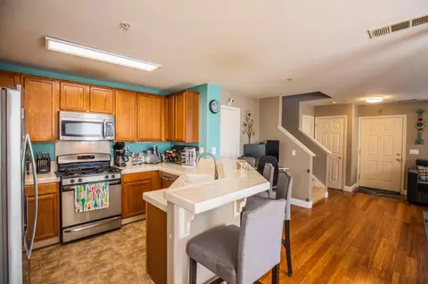 Kitchen - 12782 Rogge Village Loop, Salinas, CA 93906 photo 4 of 5
