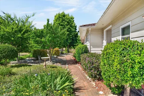 70 Corral De Tierra Rd, Salinas, CA 93908 photo 2