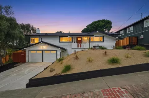 2478 Oakes Dr, Hayward, CA 94542