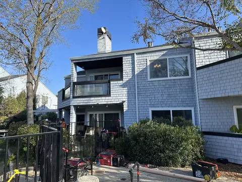 446 Barnegat Ln, Redwood City, CA 94065