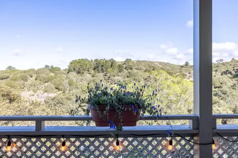 521 Quail Run Ct, Monterey, CA 93940
