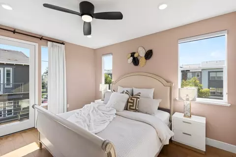 Bedroom - 2268 Mora Pl, Mountain View, CA 94040 photo 4 of 7