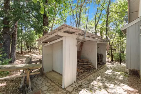 Exterior - 17256 Mount Elizabeth Dr, Sonora, CA 95370 photo 9 of 17