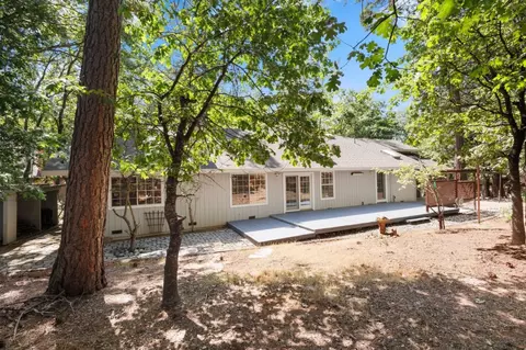 Exterior - 17256 Mount Elizabeth Dr, Sonora, CA 95370 photo 8 of 17