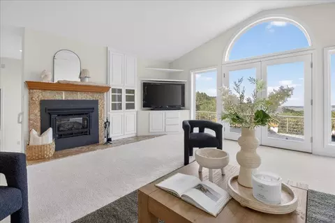 11827 Saddle Rd, Monterey, CA 93940