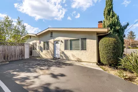 1560 Albatross Dr, Sunnyvale, CA 94087