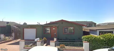 1663 Vallejo St, Seaside, CA 93955
