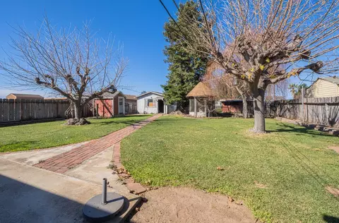 Exterior - 757 Middlefield Rd, Salinas, CA 93906 photo 10 of 14