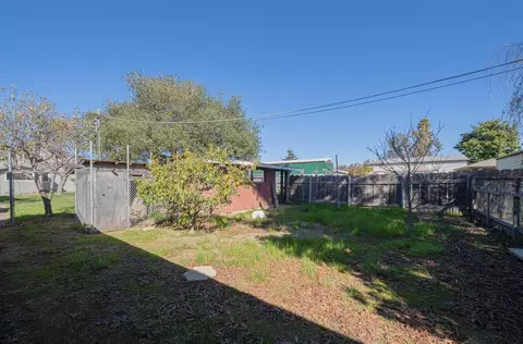 Exterior - 757 Middlefield Rd, Salinas, CA 93906 photo 12 of 14