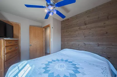 Bedroom - 757 Middlefield Rd, Salinas, CA 93906 photo 8 of 11