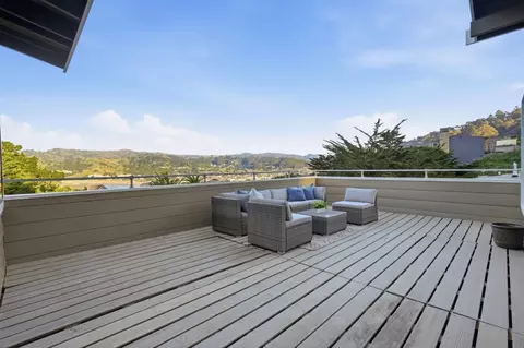 Exterior - 123 Kent Rd, Pacifica, CA 94044 photo 12 of 18