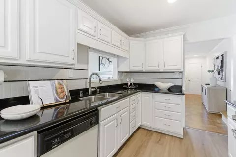 531 Anita Ln, Millbrae, CA 94030 photo 13