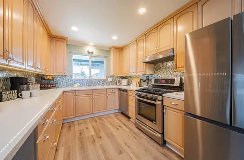 Kitchen - 1671 Cambrian Dr, Salinas, CA 93906 photo 1 of 4