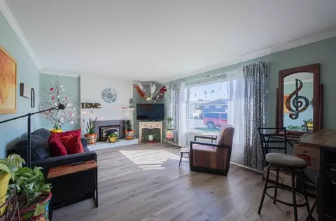 Living - 1671 Cambrian Dr, Salinas, CA 93906 photo 1 of 1