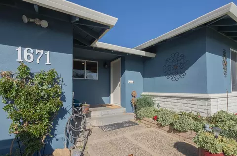 Exterior - 1671 Cambrian Dr, Salinas, CA 93906 photo 4 of 10