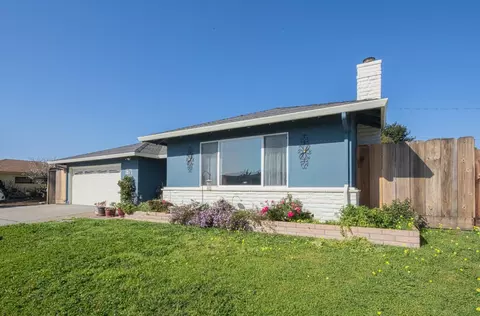 Exterior - 1671 Cambrian Dr, Salinas, CA 93906 photo 2 of 10