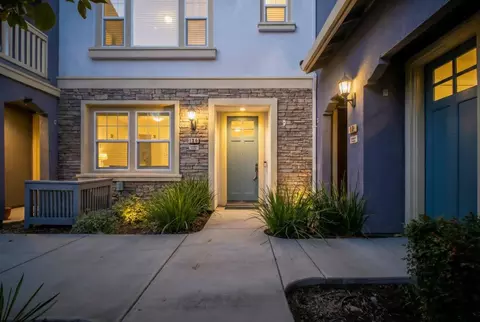 106 Hornbeam Ter, Sunnyvale, CA 94086