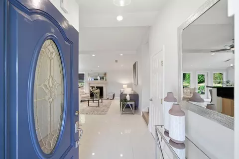 1723 El Verano Way, Belmont, CA 94002