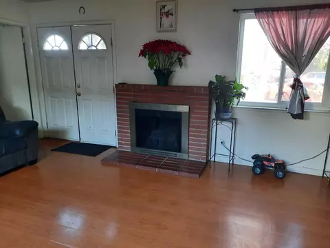Living - 248 Eureka Ct, Sunnyvale, CA 94085 photo 1 of 3