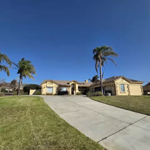 1390 Appalachian St, Soledad, CA 93960 photo 2