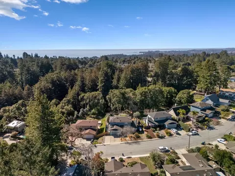 View/Area - 1699 Cheryl Way, Aptos, CA 95003 photo 5 of 6
