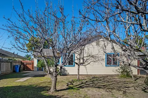 Exterior - 208 Diablo Dr, Salinas, CA 93906 photo 5 of 5