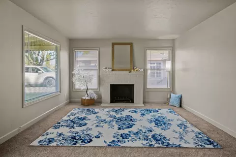 Living - 208 Diablo Dr, Salinas, CA 93906 photo 2 of 3