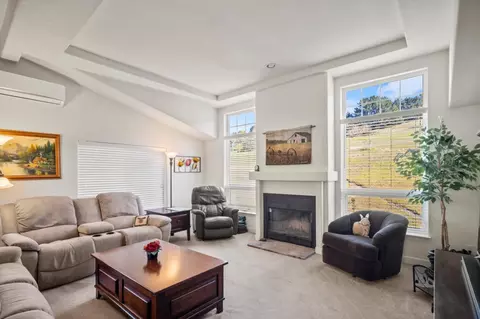 Living - 225 Dunbarton Rd, Aromas, CA 95004 photo 3 of 5
