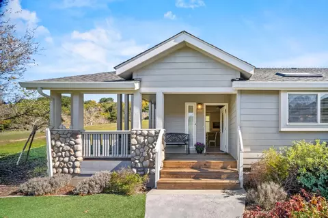 Exterior - 225 Dunbarton Rd, Aromas, CA 95004 photo 2 of 7