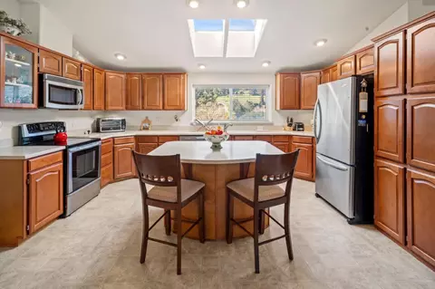 Kitchen - 225 Dunbarton Rd, Aromas, CA 95004 photo 1 of 3