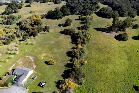 View/Area - 225 Dunbarton Rd, Aromas, CA 95004 photo 3 of 9