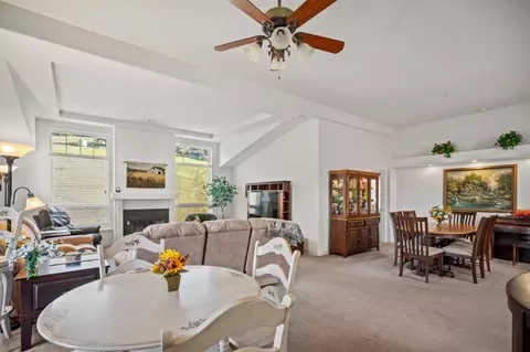 Dining - 225 Dunbarton Rd, Aromas, CA 95004 photo 1 of 4