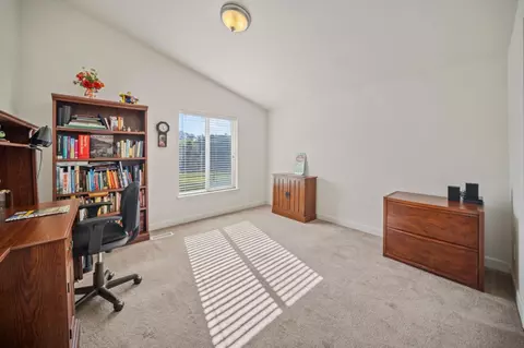 Bedroom - 225 Dunbarton Rd, Aromas, CA 95004 photo 5 of 5
