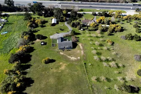 View/Area - 225 Dunbarton Rd, Aromas, CA 95004 photo 6 of 9