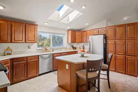 Kitchen - 225 Dunbarton Rd, Aromas, CA 95004 photo 2 of 3