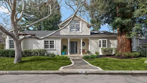 910 Cambridge Ave, Menlo Park, CA 94025