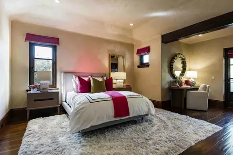 Bedroom - 35 Barry Ln, Atherton, CA 94027 photo 5 of 7
