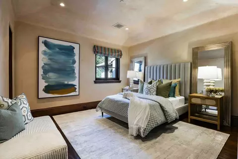 Bedroom - 35 Barry Ln, Atherton, CA 94027 photo 4 of 7