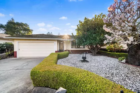 642 14th Ave, Menlo Park, CA 94025