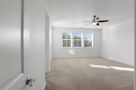 Bedroom - 5003 3rd Ave, Marina, CA 93933 photo 1 of 7