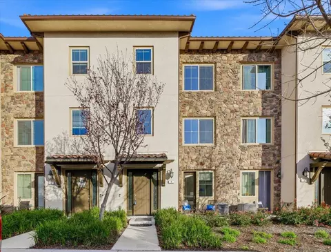 3058 San Jose Vineyard Ct 4, San Jose, CA 95136
